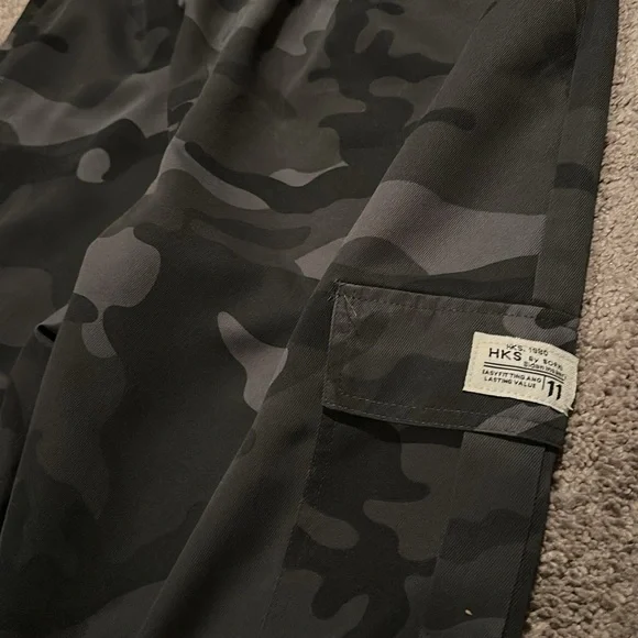 NWOT cargo black and grey camo joggers - Picture 2 of 4